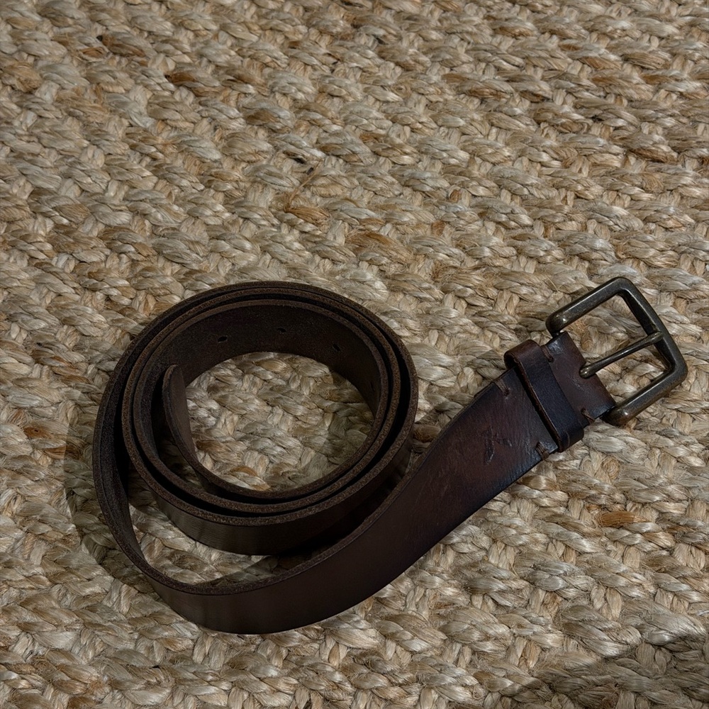 American Eagle Men's Brown Leather Belt - Size 38